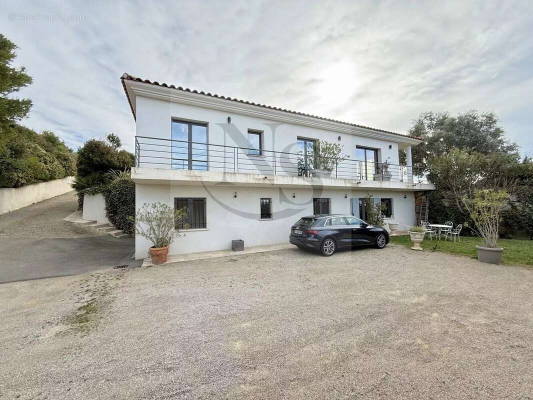 Maison à AIX-EN-PROVENCE