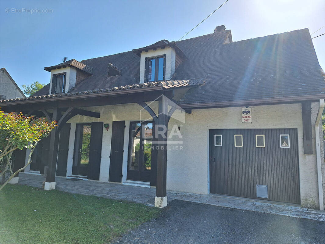 Maison à MONTPON-MENESTEROL