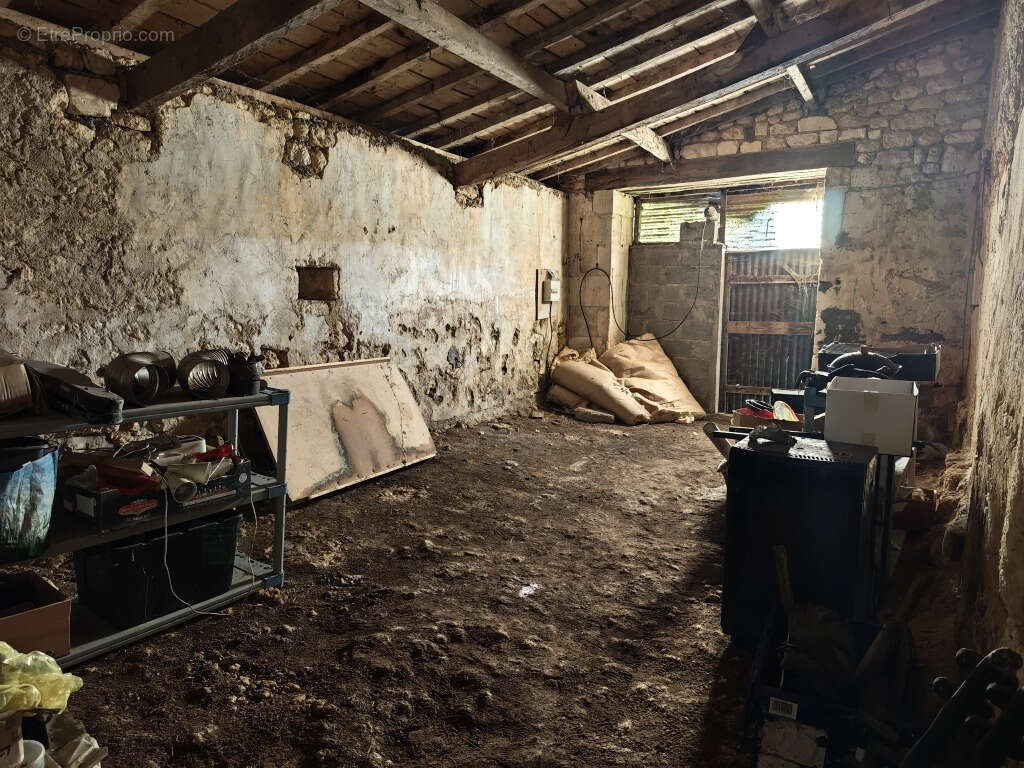 Maison à CHATEAUNEUF-SUR-CHARENTE