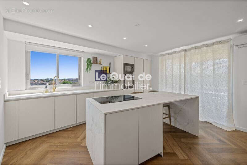 Appartement à LE CANNET