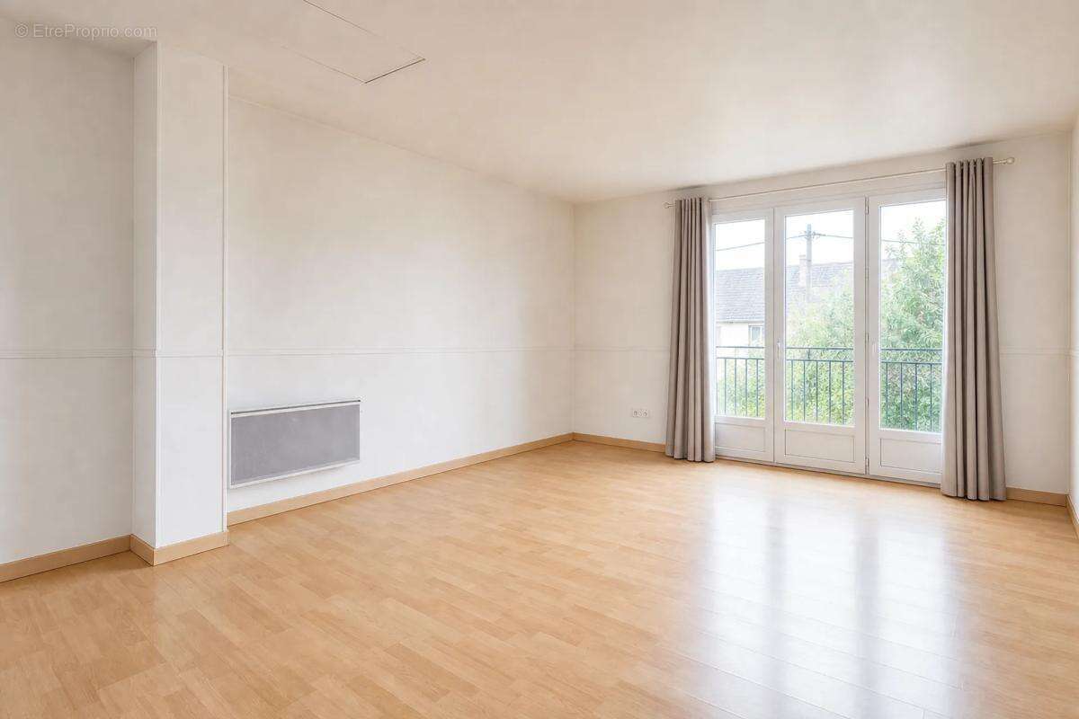 Maison de 7 pièces de 175 m² située à Le Blanc-Mesnil - photo 6