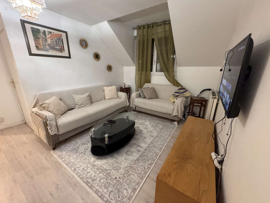 Appartement à AUBERGENVILLE