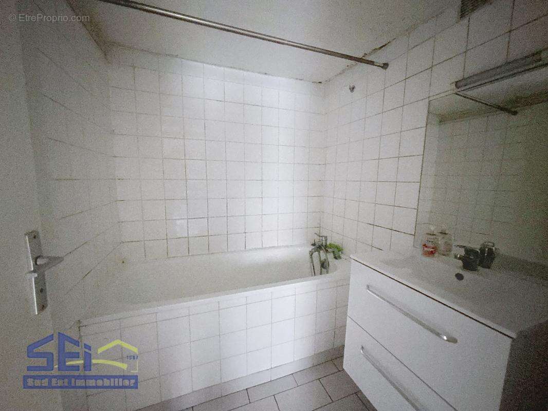 Appartement à SAINT-MAUR-DES-FOSSES