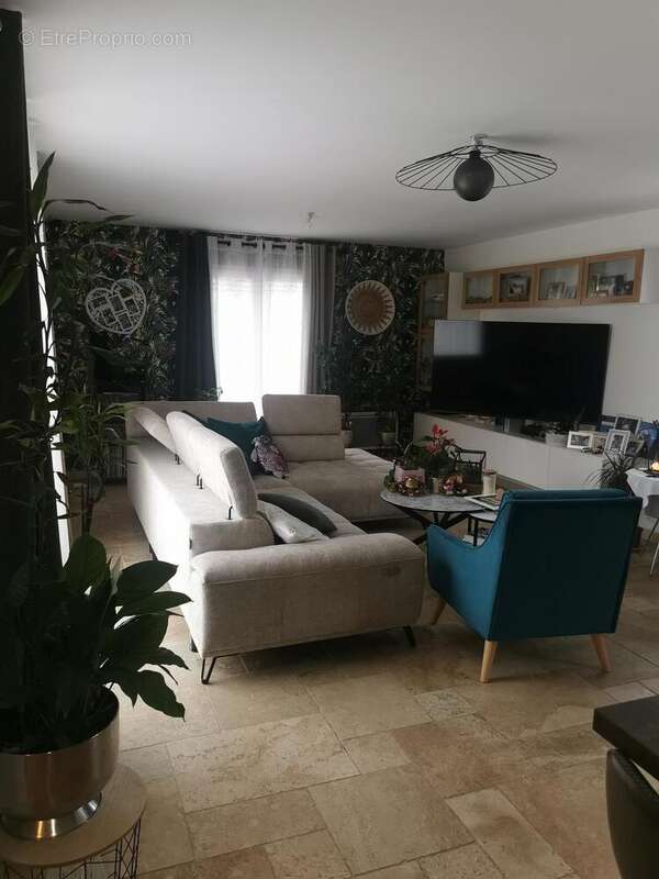 Maison 123 m² à Escragnolles  - photo 2