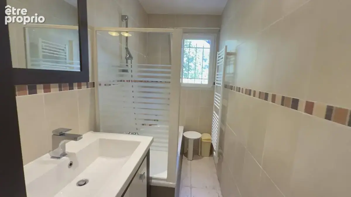 Villa 260m² avec piscine à Fréjus Valescure dans un domaine privé sur un terrain de 1750m² - photo 34