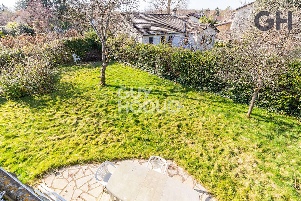 Maison à SOISY-SUR-SEINE