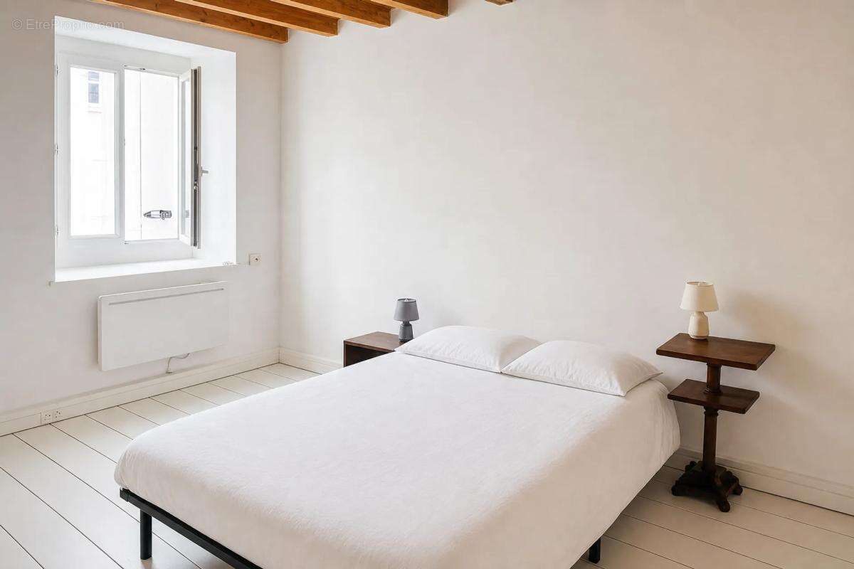 Maison de charme  à Saint-Denis - photo 8