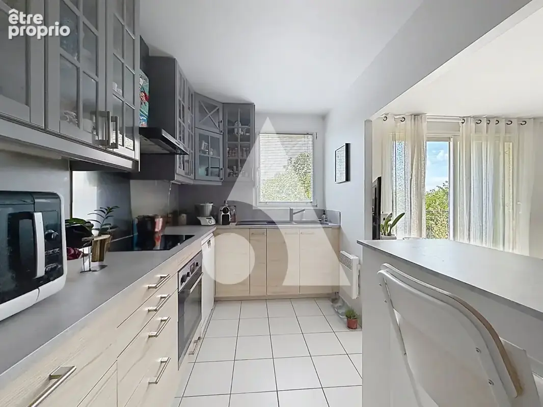 Appartement Rueil Malmaison 3 pièce(s) 70.2 m2 - photo 11