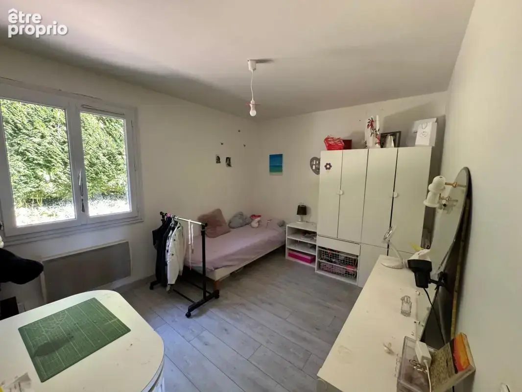 Maison avec vue et accès lac à 6 minutes à pied - photo 5