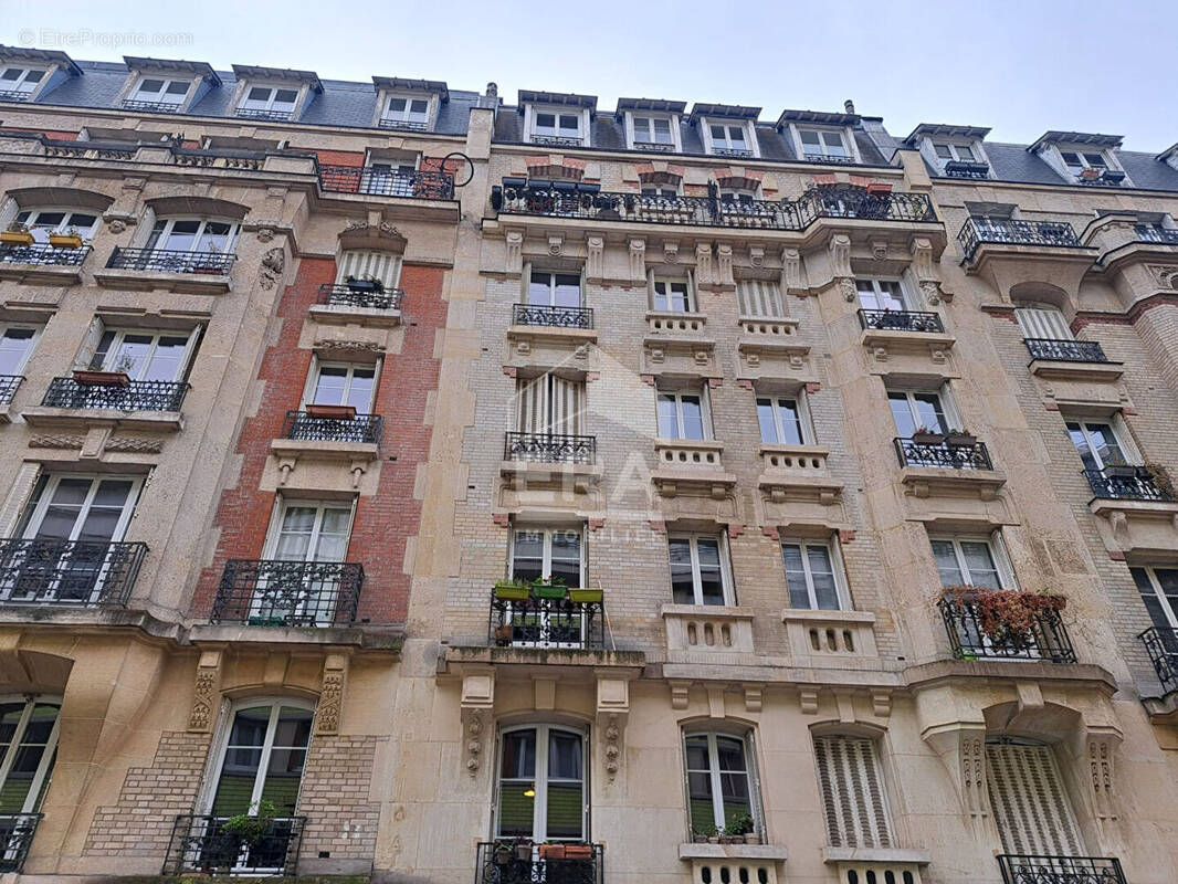 Appartement à PARIS-19E