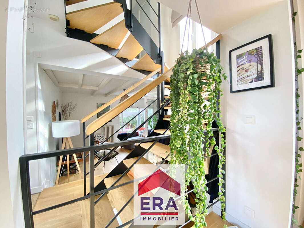 Maison à SARTROUVILLE