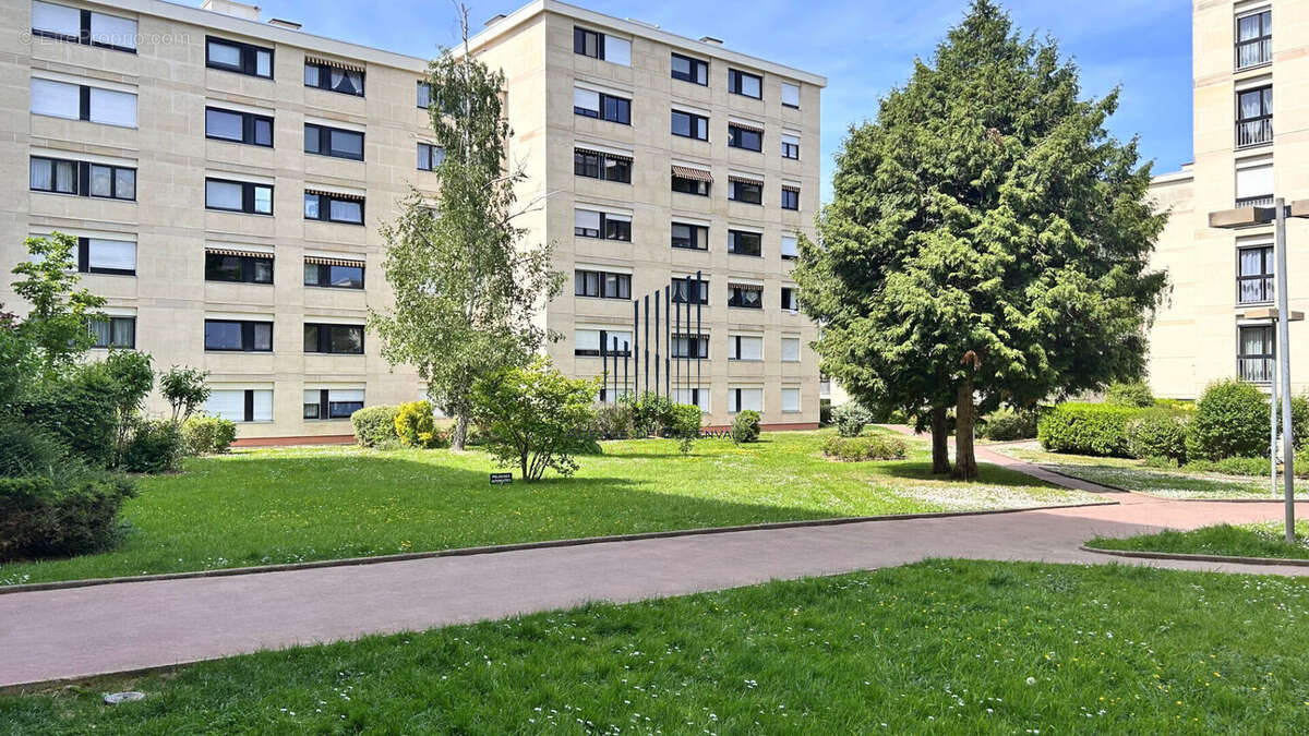 Rueil Malmaison Appartement 4 pièces - photo 5