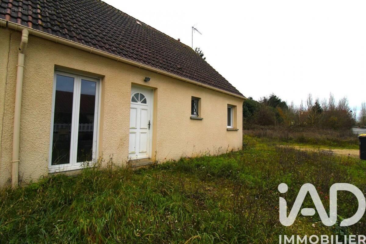 Photo 1 - Maison à BEAUVILLIERS