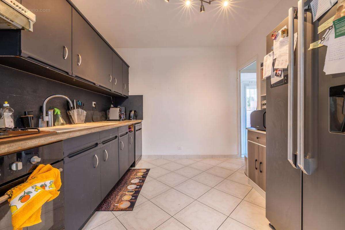 Maison à COMBS-LA-VILLE