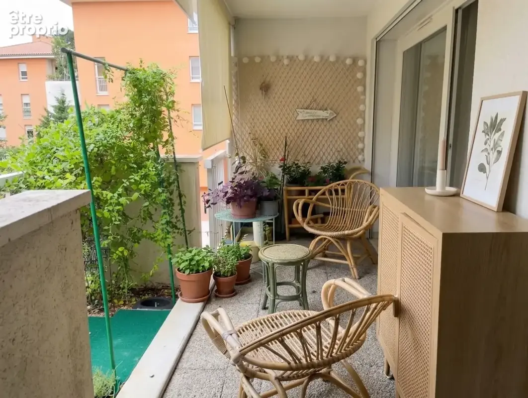 Rare à la vente T3  81 m2 +Jardin/terrasse 50 m2 MACON (71) - photo 10