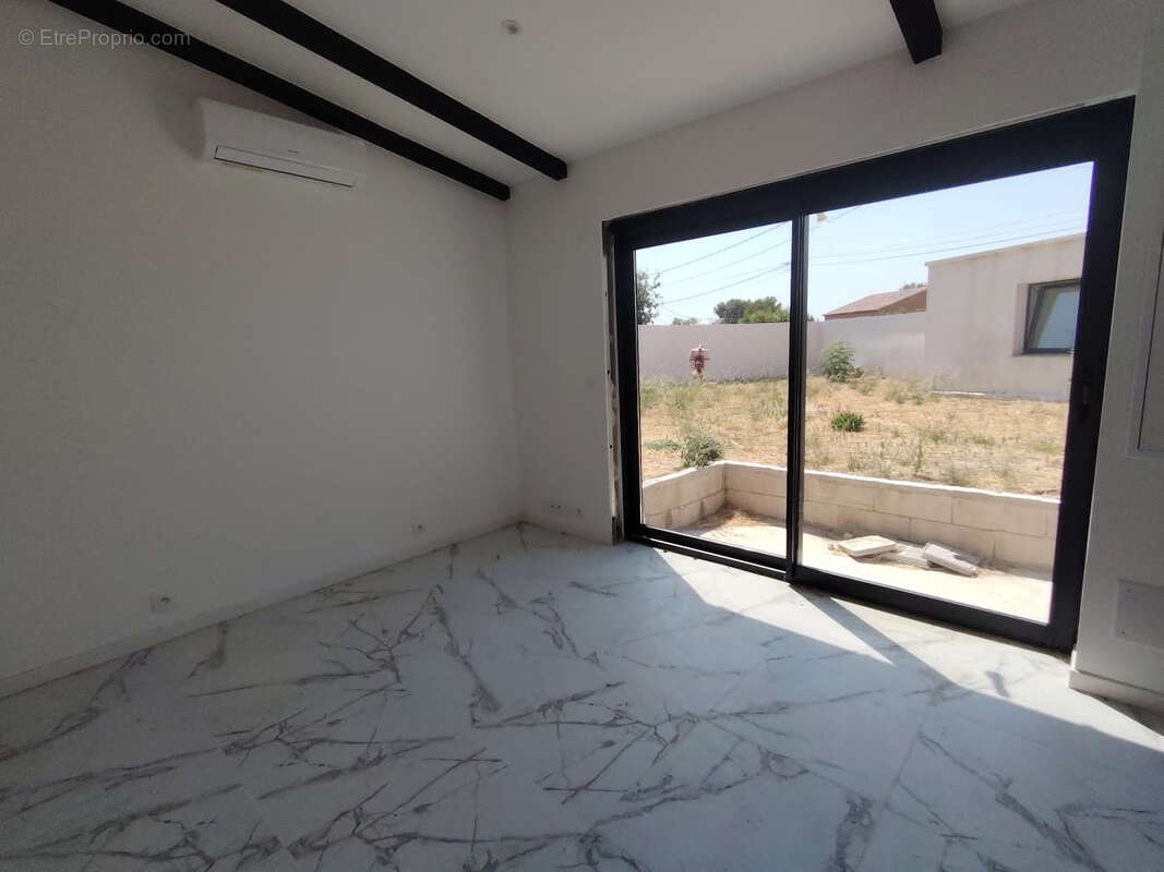 Terrain 416m² à marseille 14e arrondissement - photo 13