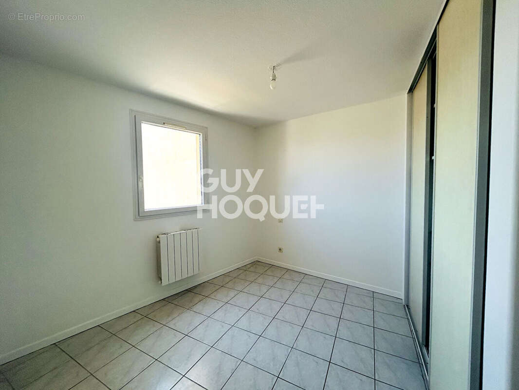 Appartement lumineux T4, quai d'Alsace, + GARAGE Narbonne - photo 4