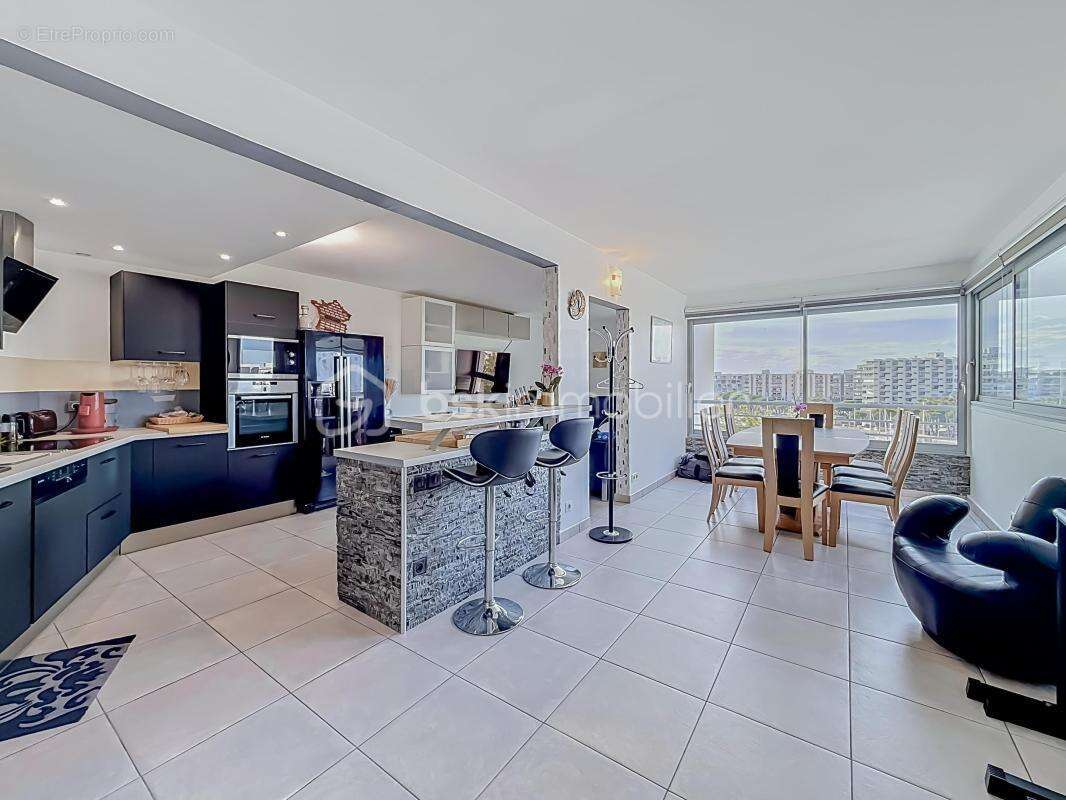 Appartement à CANDILLARGUES