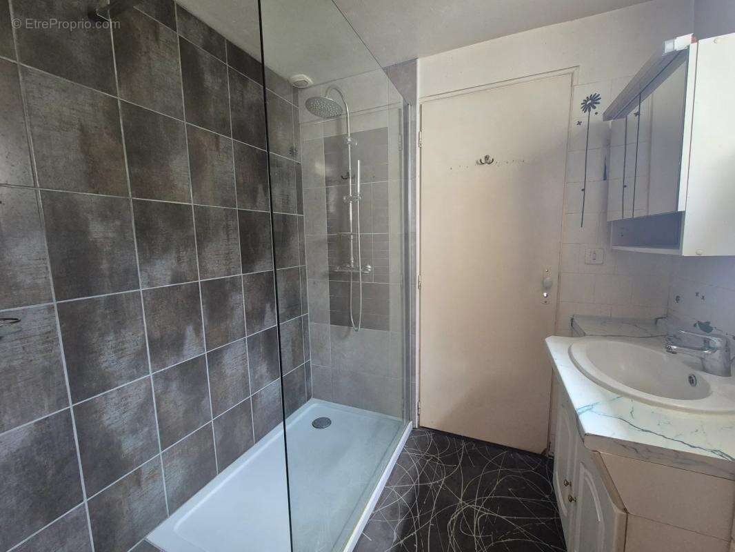 Maison 3 pièces de 80 m2,  Cognac - photo 8