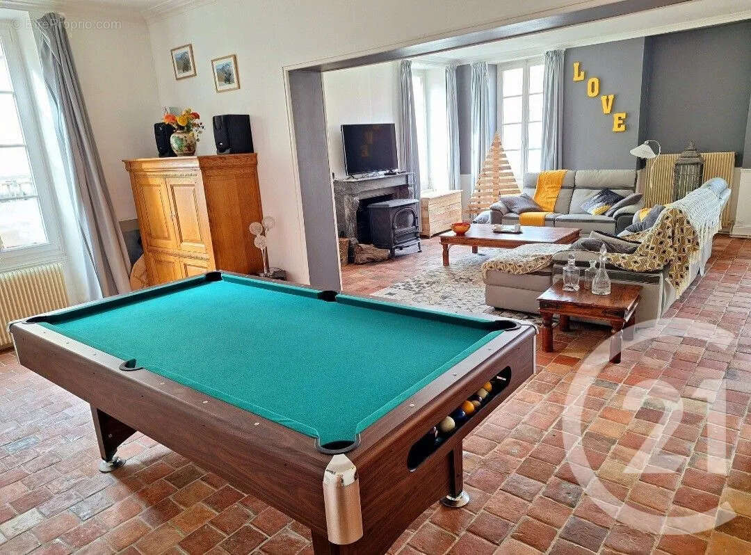Maison 182 m² à Etais-La-Sauvin  - photo 3
