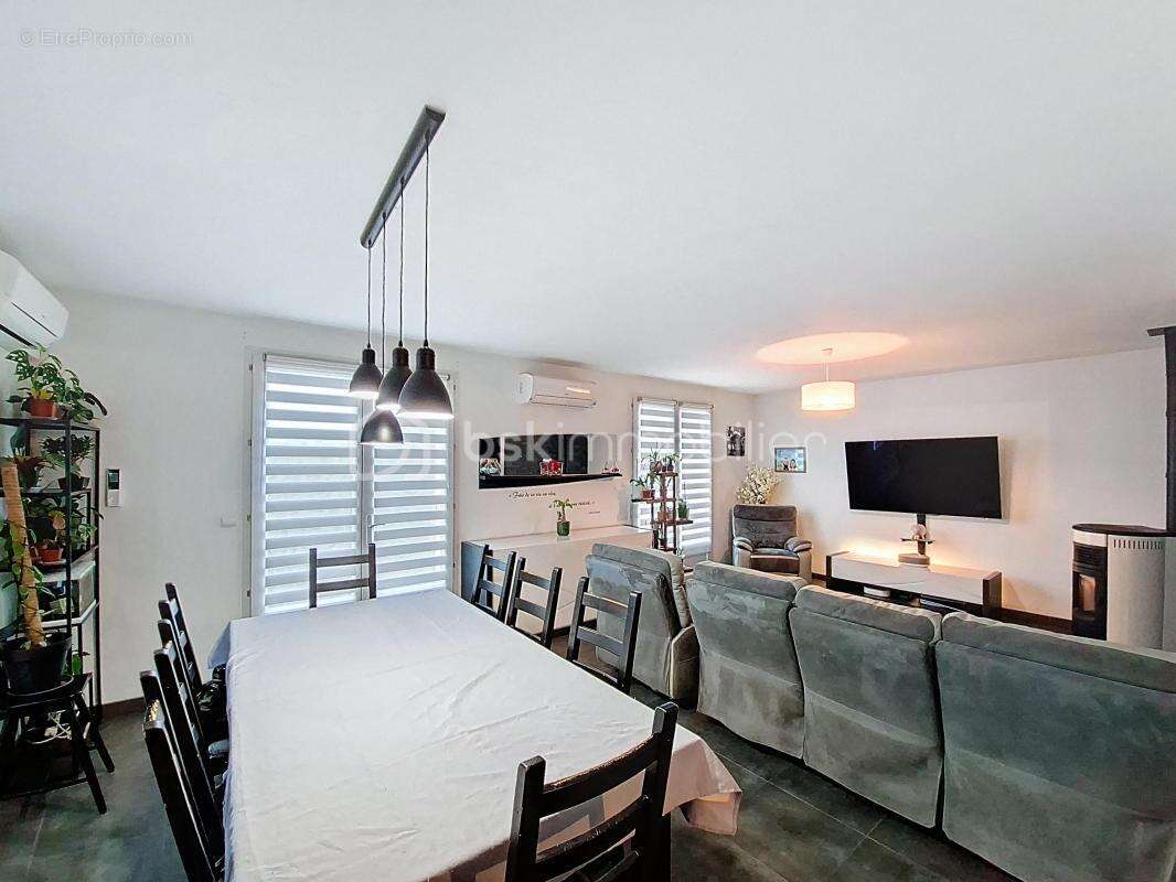 Maison à DONNEMARIE-DONTILLY