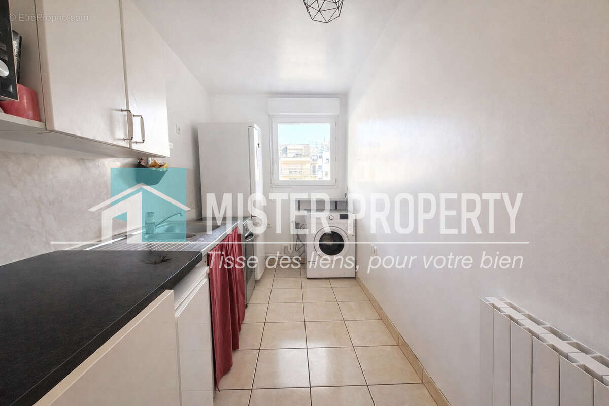 Appartement à SARTROUVILLE