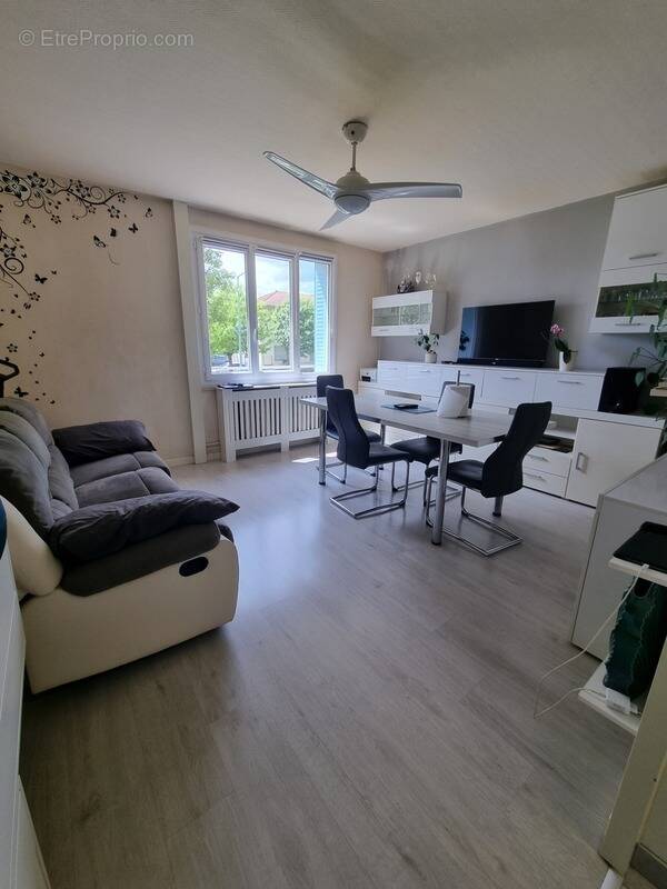 Appartement à VENISSIEUX