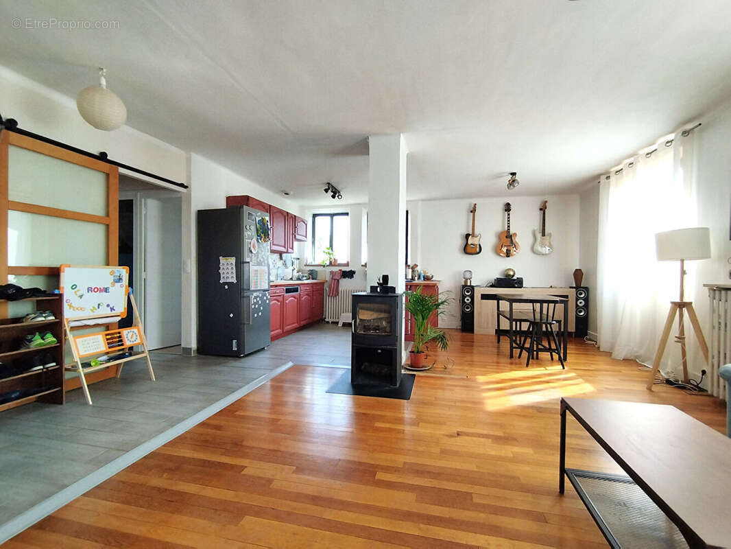 Maison à SAINT-PIERRE-DES-CORPS
