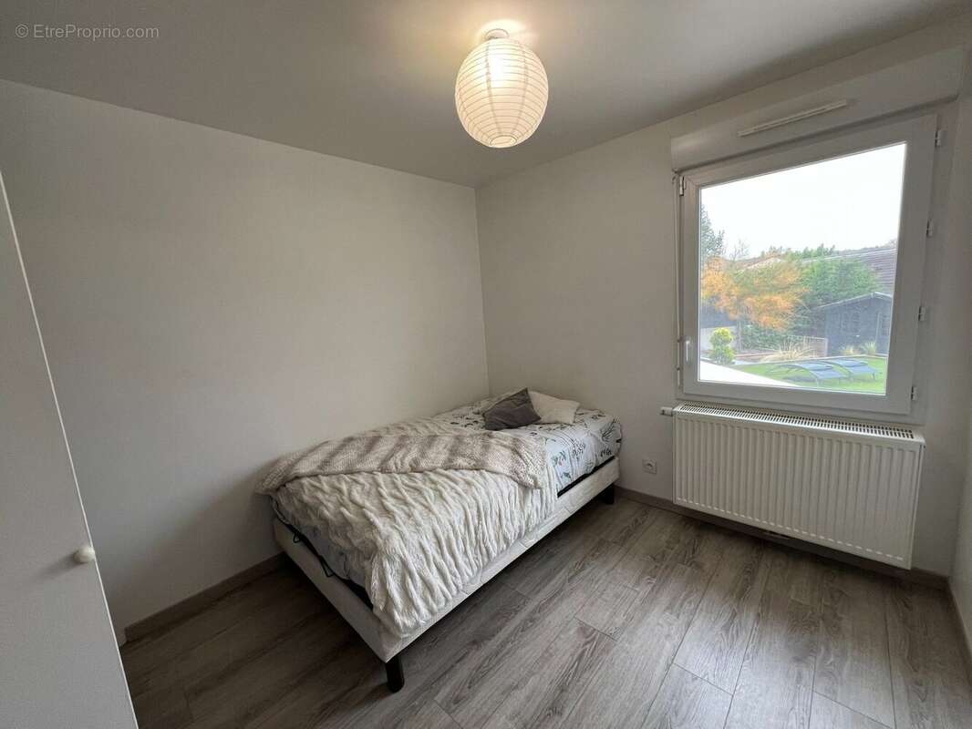 Maison 109 m² à Peyrins  - photo 9