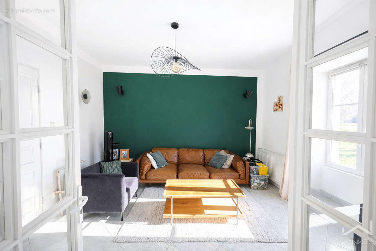 Appartement à MONTBOUCHER-SUR-JABRON