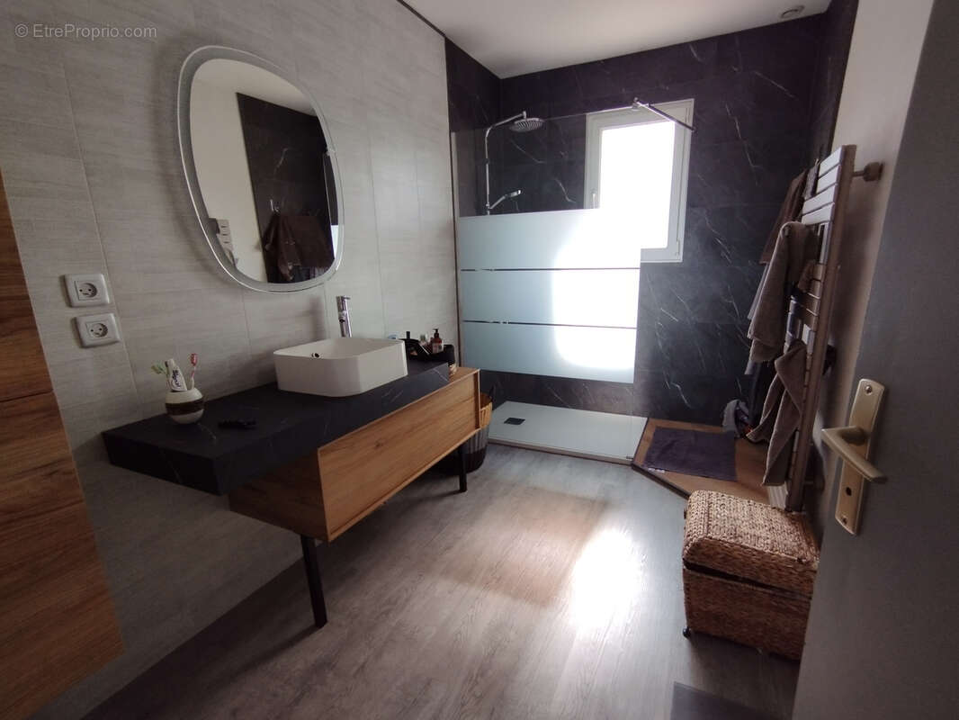 Maison à CLOYES-SUR-LE-LOIR