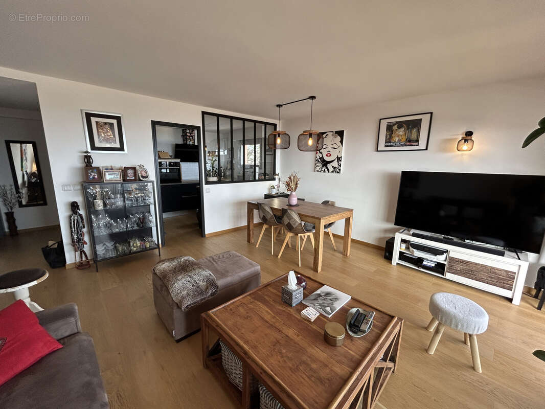 Appartement à ROQUEBRUNE-CAP-MARTIN