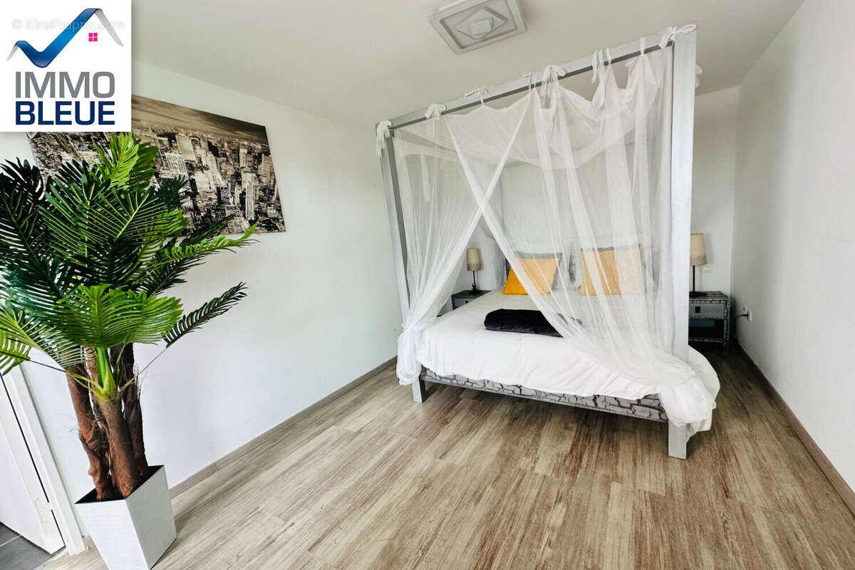 Appartement à CARRY-LE-ROUET