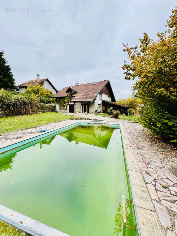 Maison à ALLONZIER-LA-CAILLE