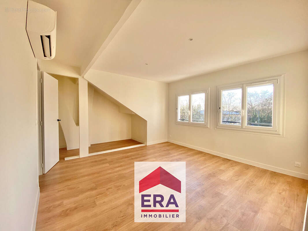 Maison à SARTROUVILLE