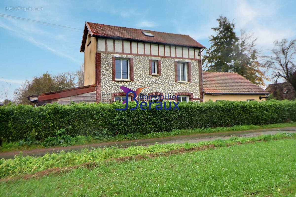 Maison à EPINAY-SUR-DUCLAIR