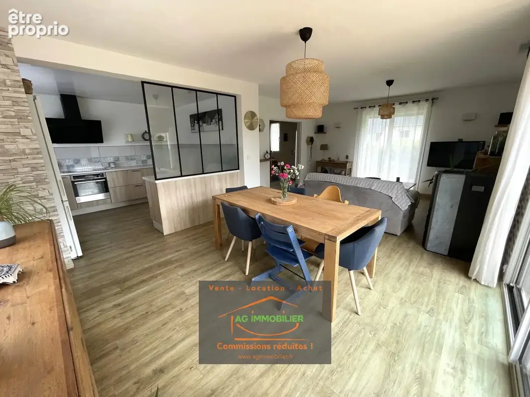 Maison 6 pièces 110 m² à vendre à La Chapelle-Des-Fougeretz (35520) - photo 2