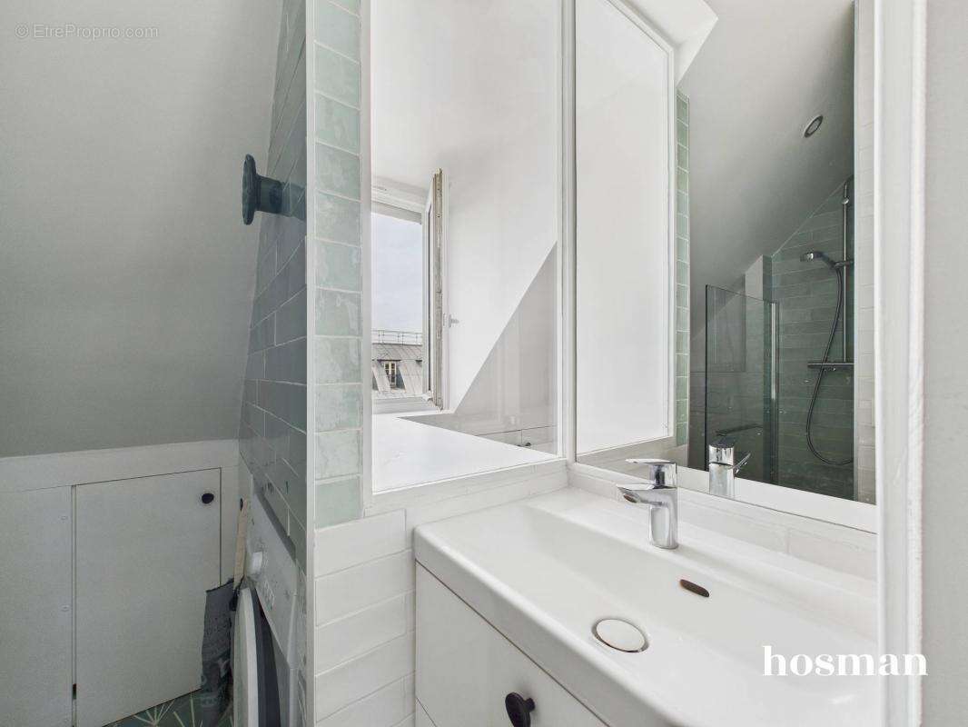 Appartement à PARIS-11E