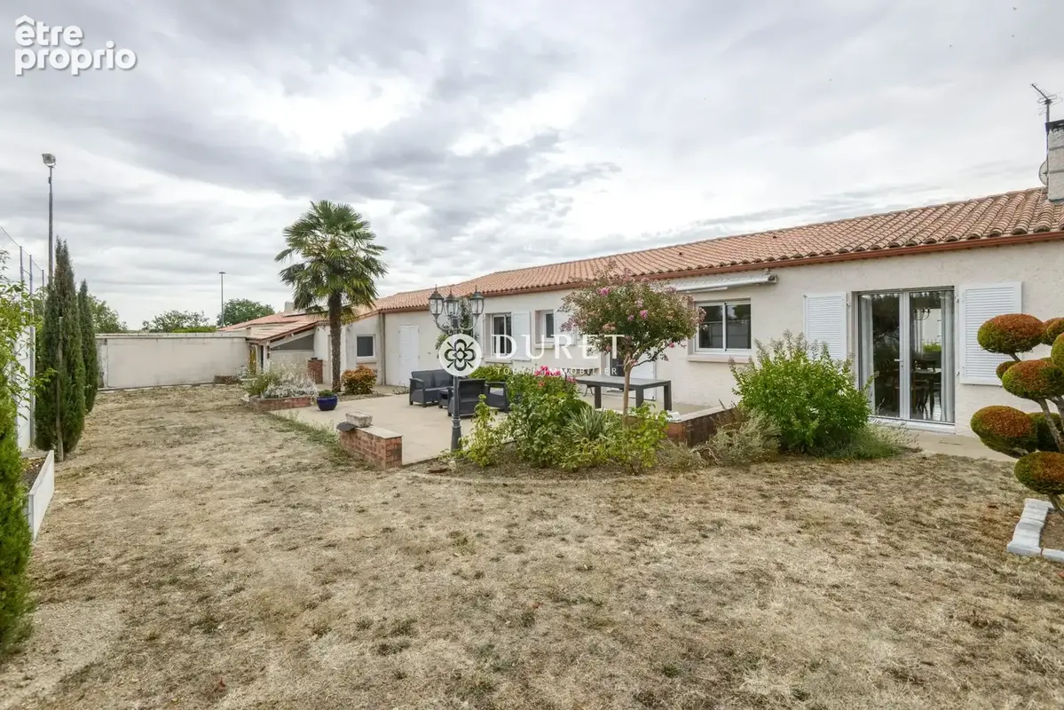 Maison 8 pièces 143 m² à vendre à Cugand (85610) - photo 2
