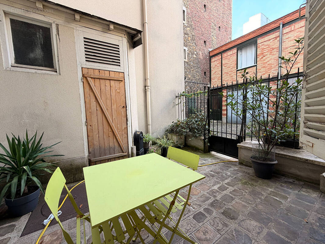 Appartement à LEVALLOIS-PERRET
