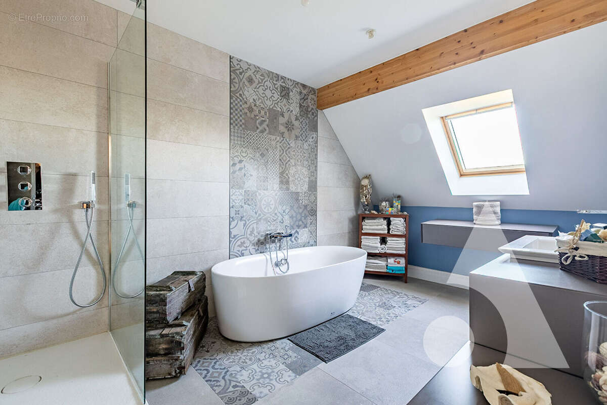 Maison à SAINT-MARTIN-LONGUEAU