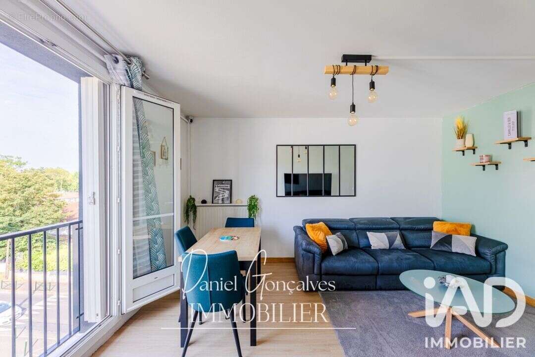 Photo 3 - Appartement à MONTIGNY-LES-CORMEILLES