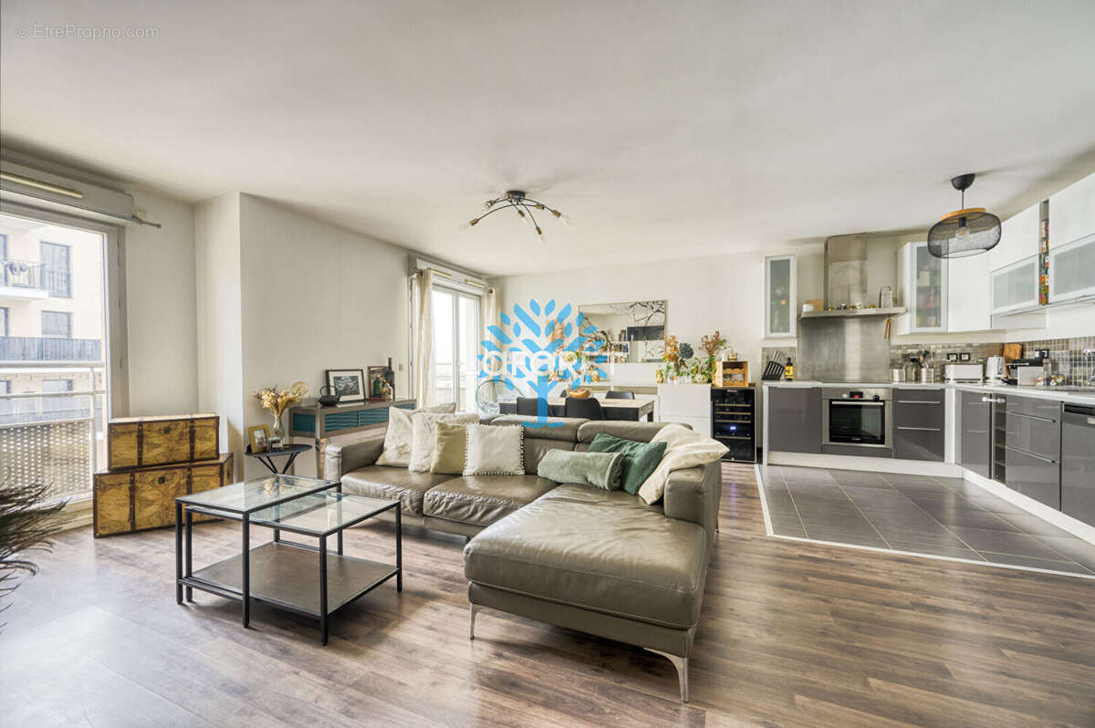 Appartement à NANTERRE