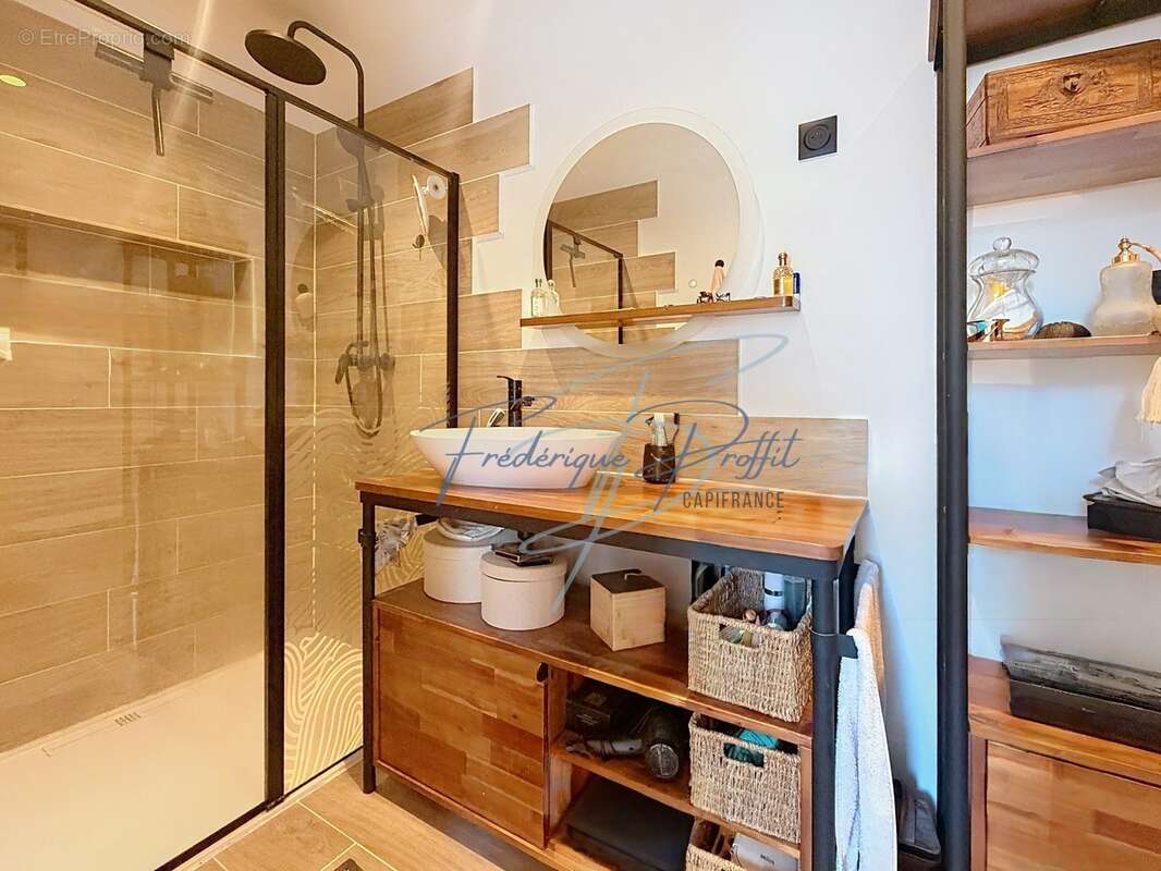  À vendre – Authentique longère de 192 m² à proximité de Clermont - photo 10