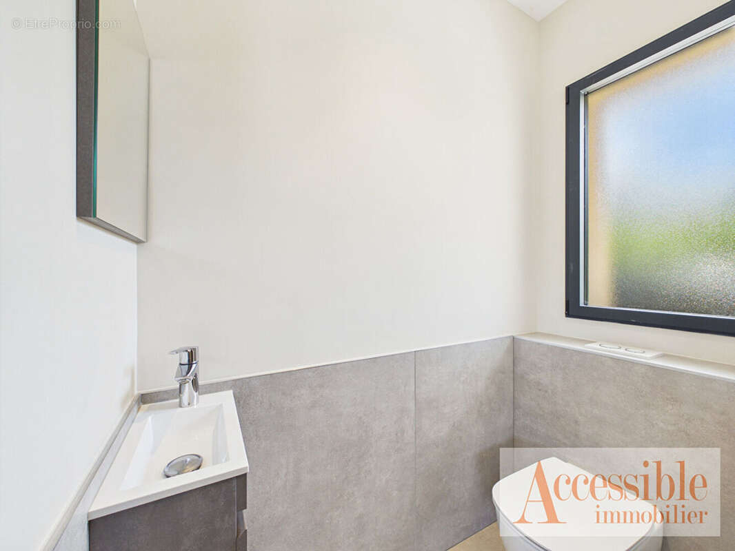 Villa contemporaine T5 récente avec jardin et garage - Aix-les-Bains - photo 10