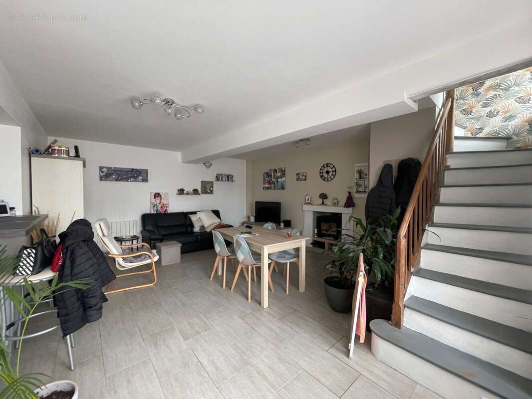 Maison à ARON
