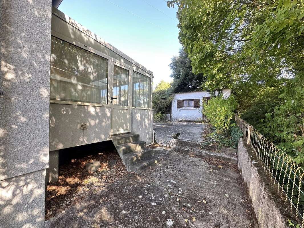 Pavillon sur sous-sol 5 pièces 75 m²,  piece de vie possible 40 m² - photo 6