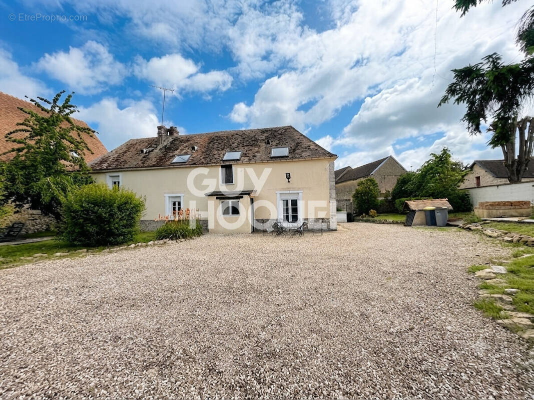 Maison à PACY-SUR-EURE