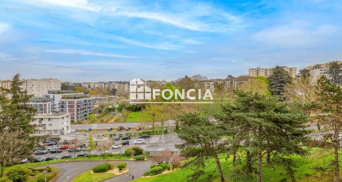 Appartement à LYON-5E