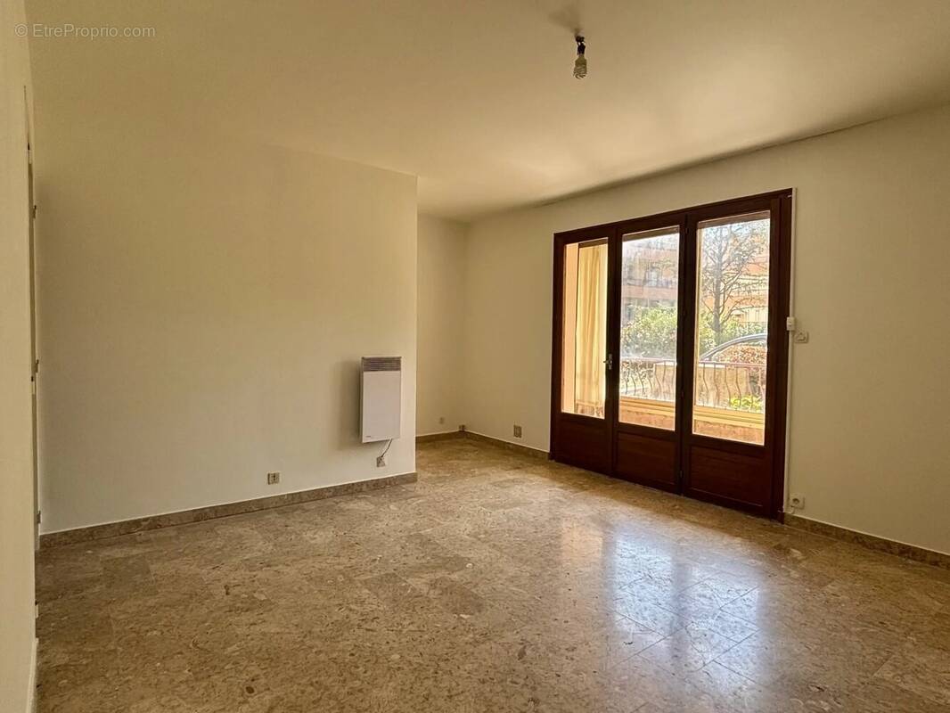 Appartement à SANARY-SUR-MER